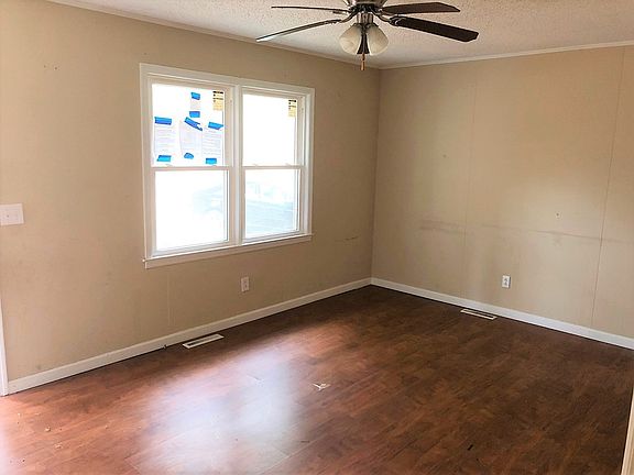 4th image of 1051 Rose Mary Dr