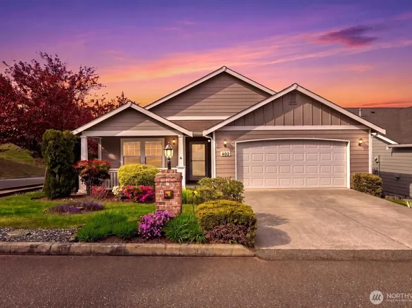402 NW 12th Loop, Oak Harbor, WA 98277