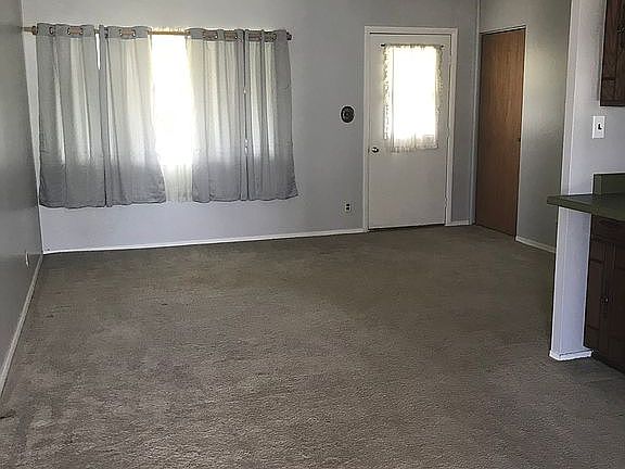 4th image of 193 Parkview Cir