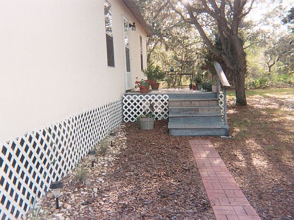 4th image of 13050 NE 100th St