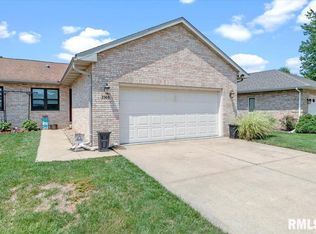 2305 Flaxen Mill Ct, Springfield, IL 62704