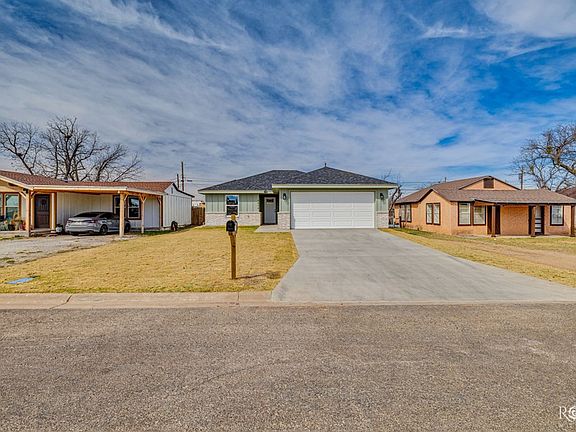 2nd image of 2616 Juanita Ave