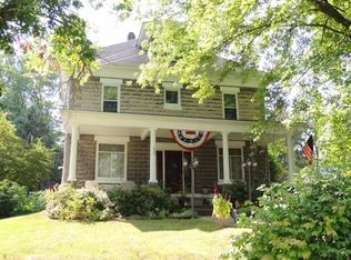 503 S Wisconsin St, Mineral Point, WI 53565