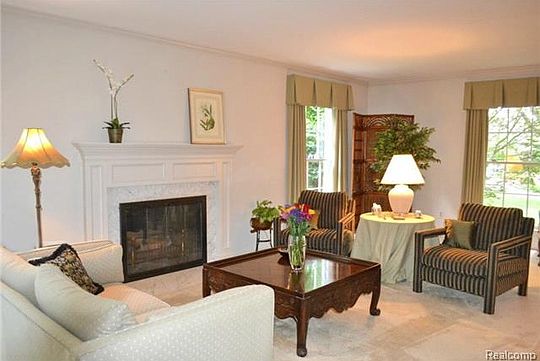 4th image of 1561 Hemsworth Ct