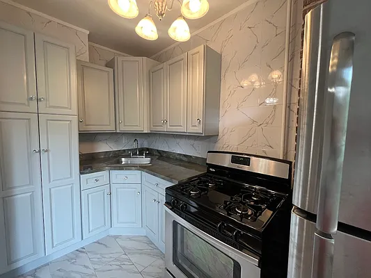 Rented by Keller Williams NYC | media 10