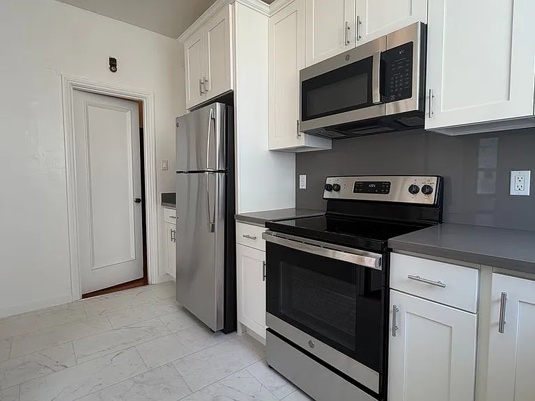 3650 Fillmore St — Photo 16