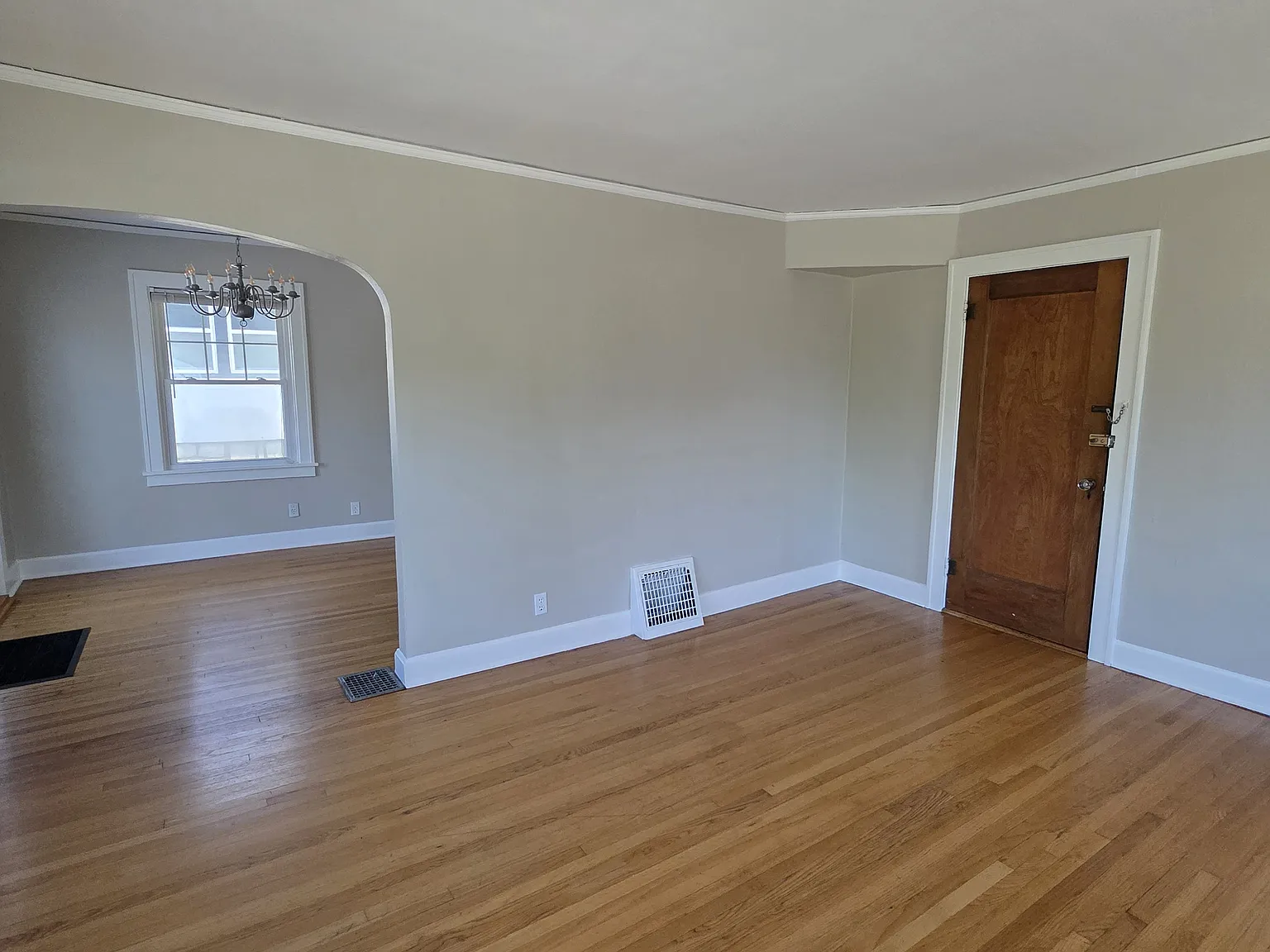 2 bed, 1300 sqft, $1,700 — Photo 3