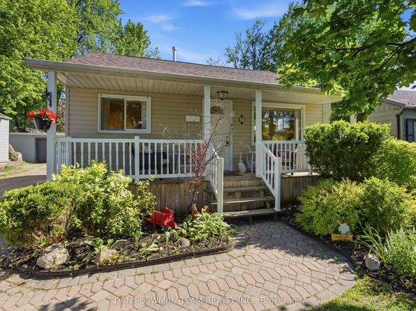 7 Beech St, Ajax, ON L1S 1V8