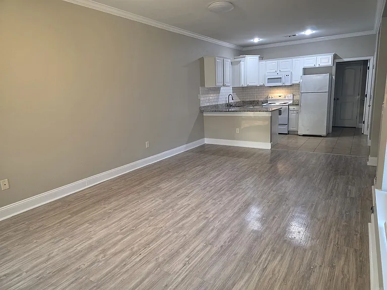 1224 Sadie Dr #2 — Photo 6
