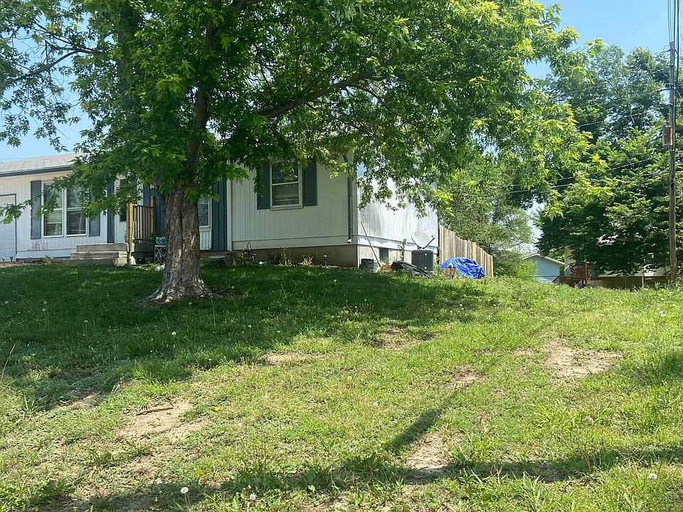 1st image of 1305 Hale Dr