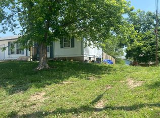 1305 Hale Dr, Junction City, KS 66441
