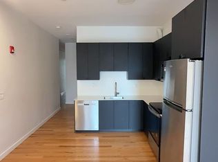 2527 St. Paul St, Baltimore, MD 21218