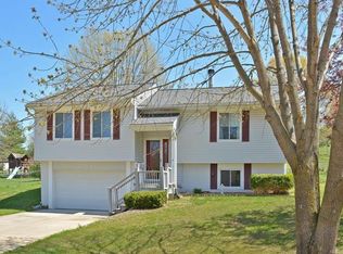606 Williams Dr, Eureka, MO