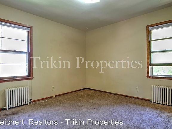 5th image of 4144 Quincy St NE #1