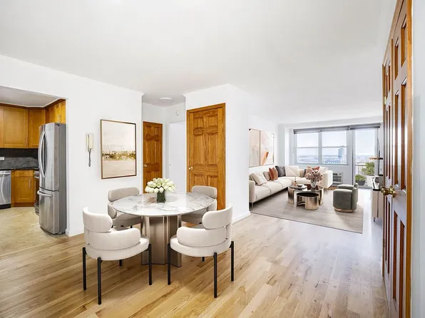 35 Seacoast Ter APT 19S, Brooklyn, NY 11235