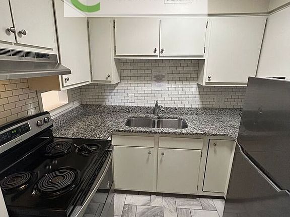 4th image of 1001 Yanceyville St APT H