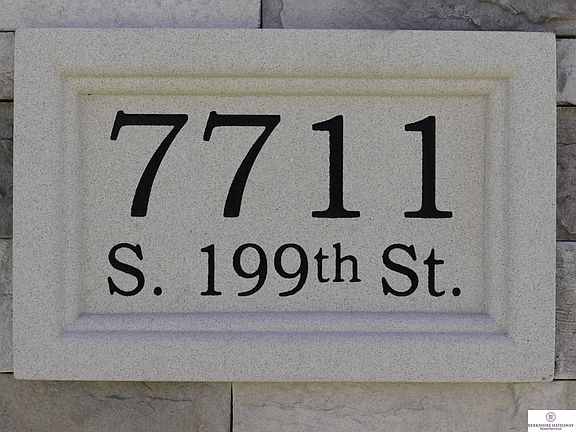 4th image of 7711 S 199th St