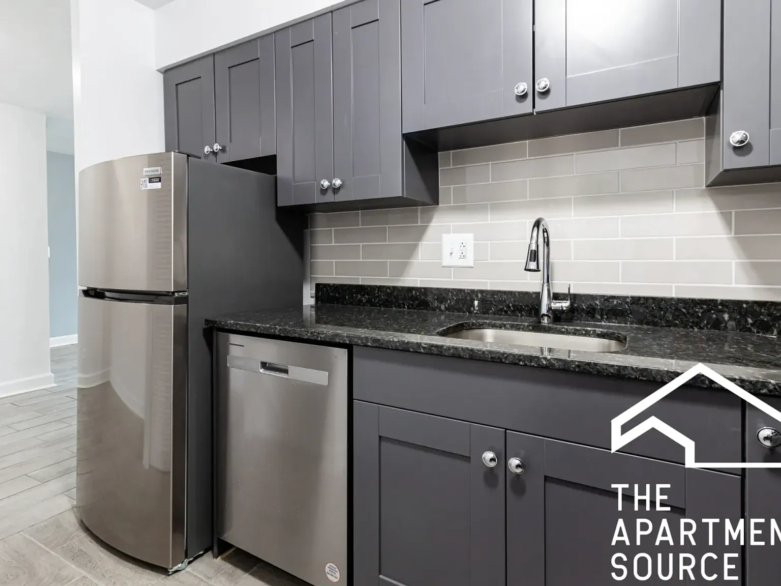 2 bed, 1.5 bath, 750 sqft, $2,600 — Photo 2