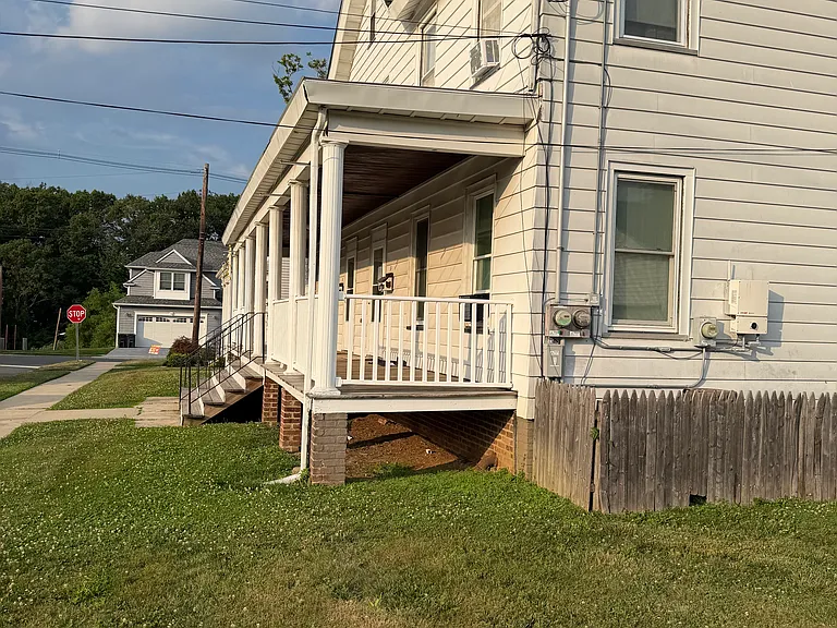 16 John St — Photo 13