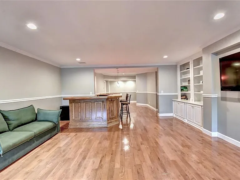 645 Falls Bay Ct — Photo 67