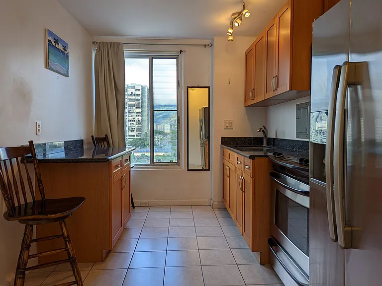 445 Kaiolu St #710 — Photo 5