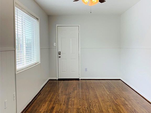 4th image of 2221 Blodgett St