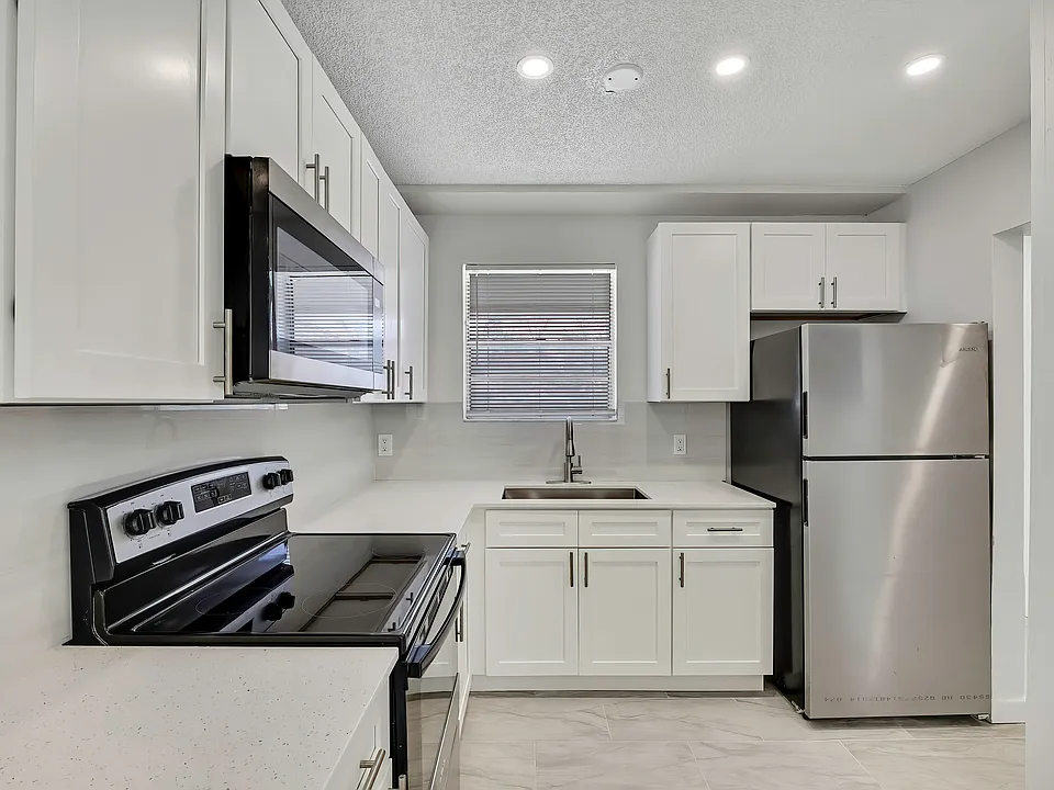 Tidewater Apartments