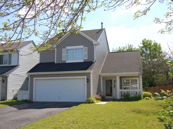 51 W Rustic Ln, Round Lake Beach, IL 60073