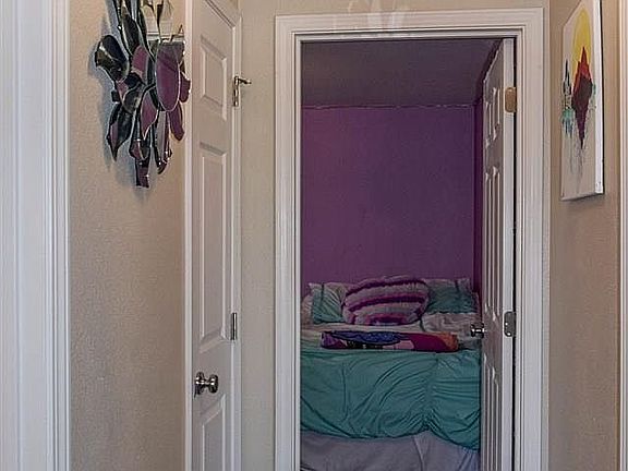 5th image of 5519 Valdez Ln