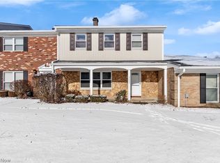 2092 Carlile Dr #138, Uniontown, OH 44685