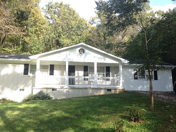 3128 Bouldercrest Rd — Photo 1