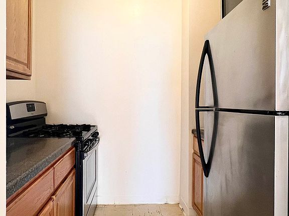 5th image of 230 W 116th St APT 4A