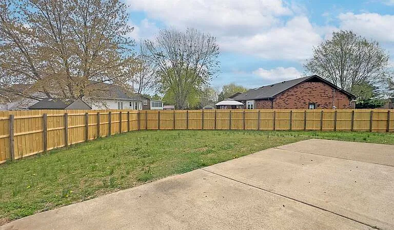 329 Northridge Dr — Photo 25