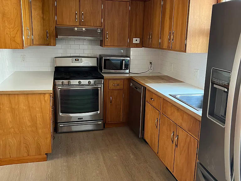 474 Windsor St #2 — Photo 1