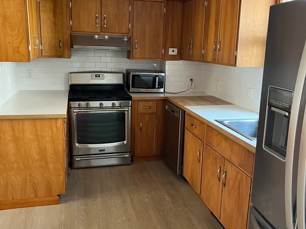 474 Windsor St APT 2, Cambridge, MA 02141
