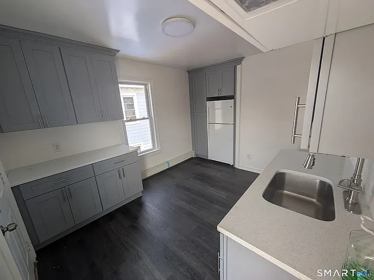 200 Ogden St #2 — Photo 3