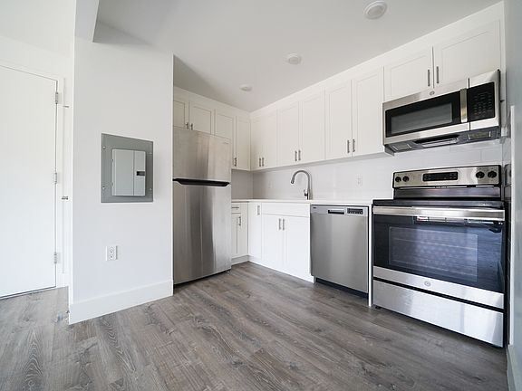 2nd image of 69-05 Ditmars Blvd #1E