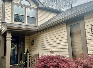 7975 Glen View Dr, Indianapolis, IN 46236
