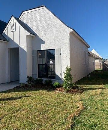 2nd image of 110 San Domingo Dr