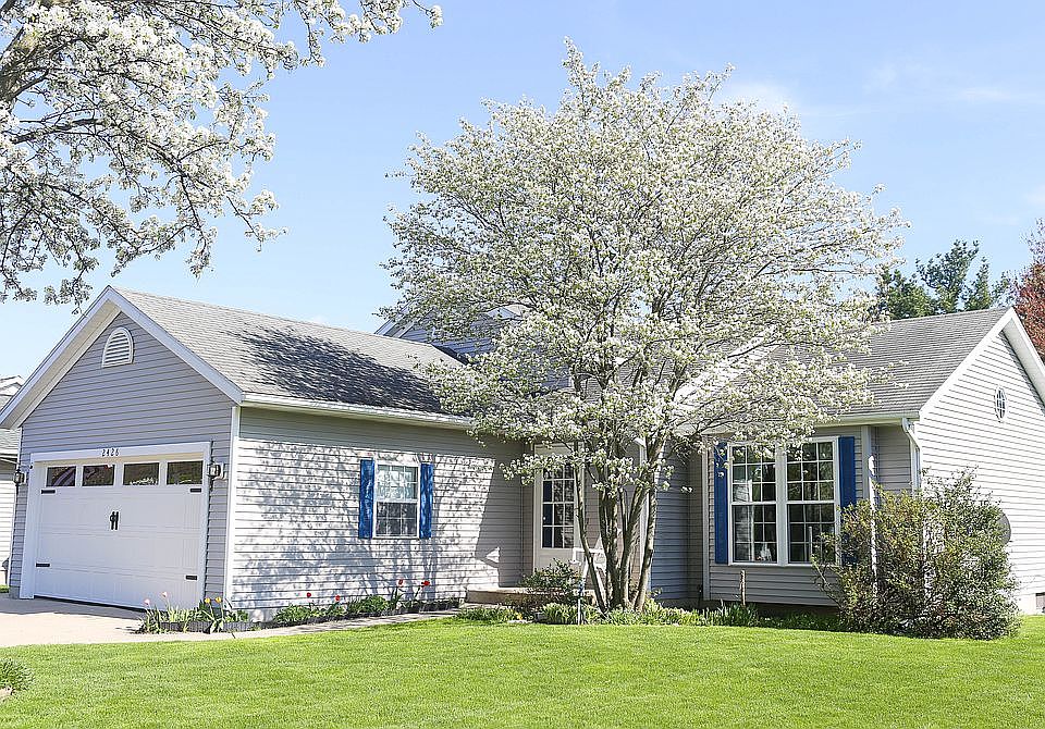1st image of 2426 Dewberry Dr NE