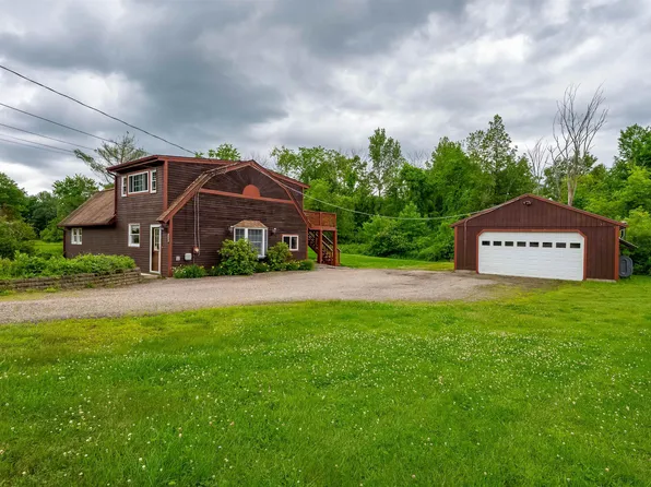 563 Pickering Road, Rochester, NH 03867