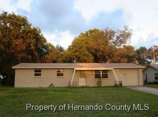 1450 Greenview Ave, Spring Hill, FL 34606