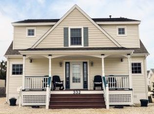 332 N 6th St, Surf City, NJ 08008