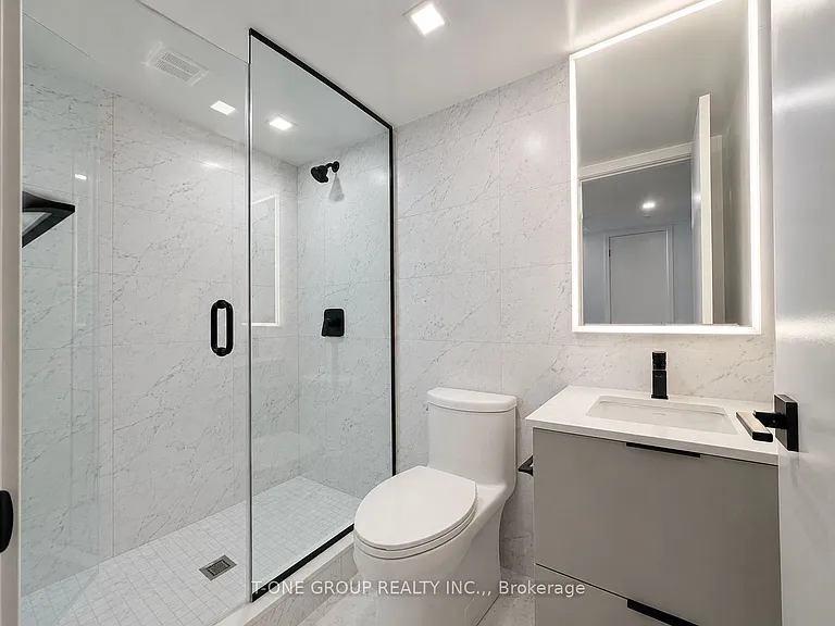 609 Sherbourne St #711 — Photo 11