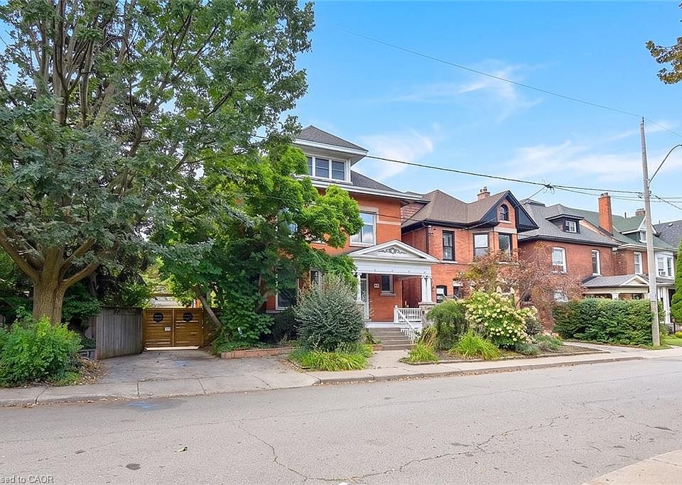1st image of 34 Holton Ave S