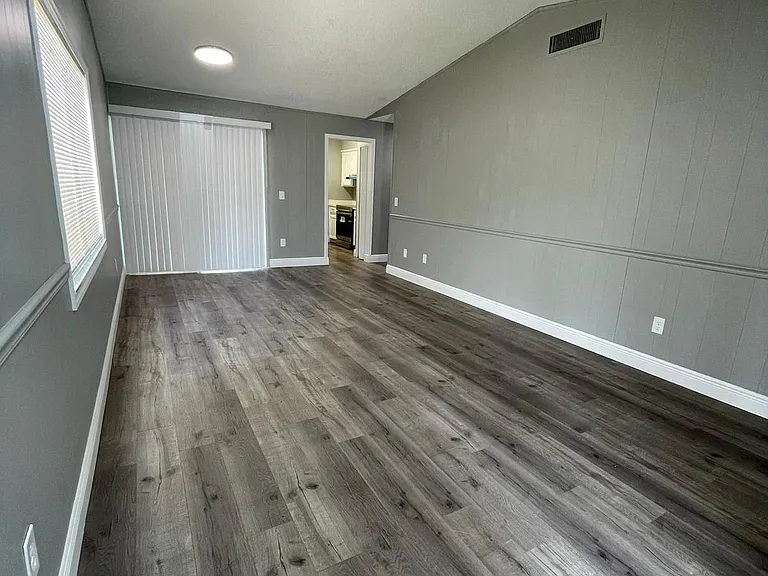 5417 Serene Ln #5417 — Photo 2
