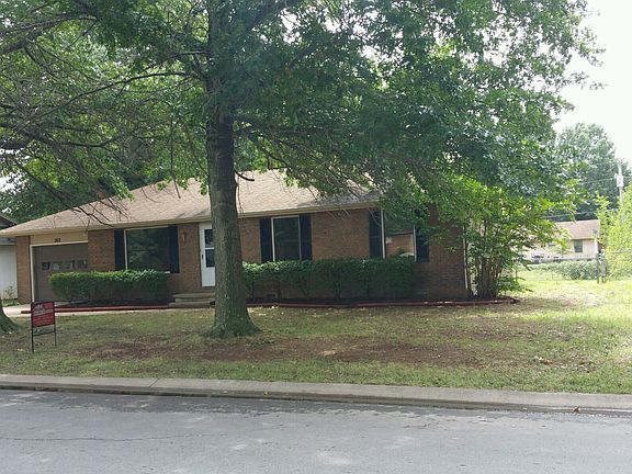 Mature trees and landscaping
