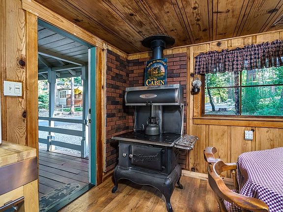 5th image of 23004 Black Oak Dr