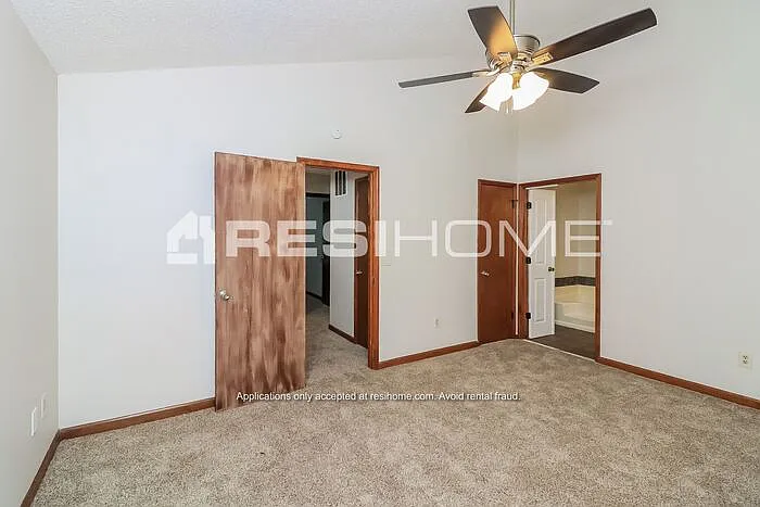 643 Sunshine Trce NW — Photo 9