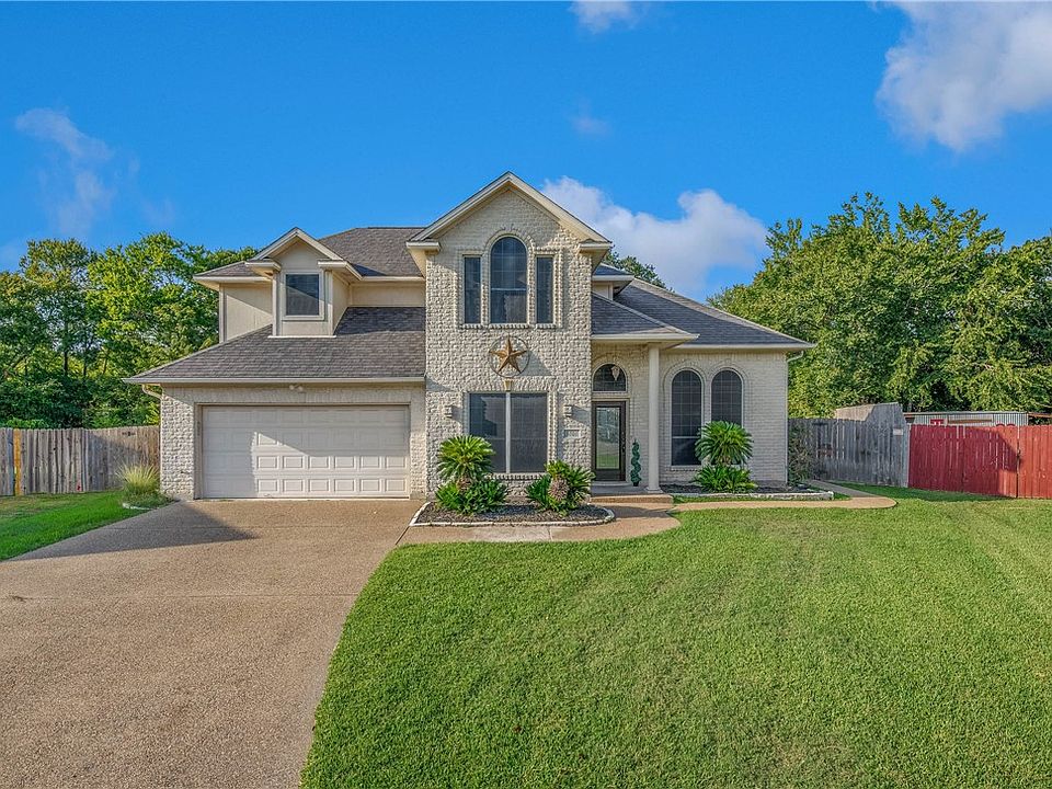 1st image of 3701 Bridle Trails Ct